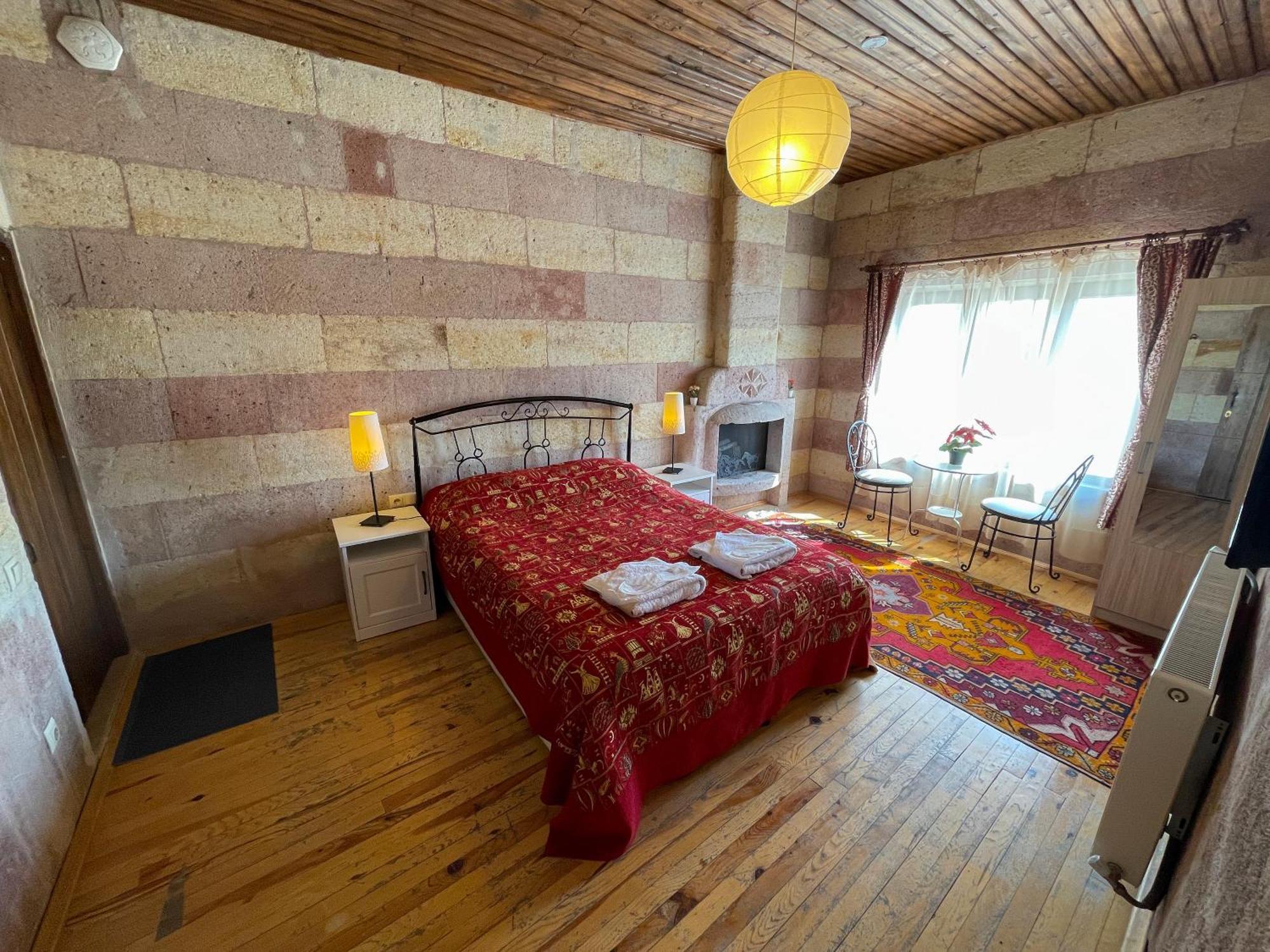 Karadut Cave Hotel Гьореме Екстериор снимка