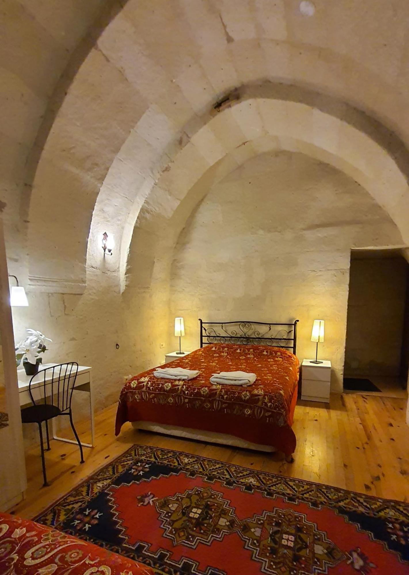 Karadut Cave Hotel Гьореме Екстериор снимка