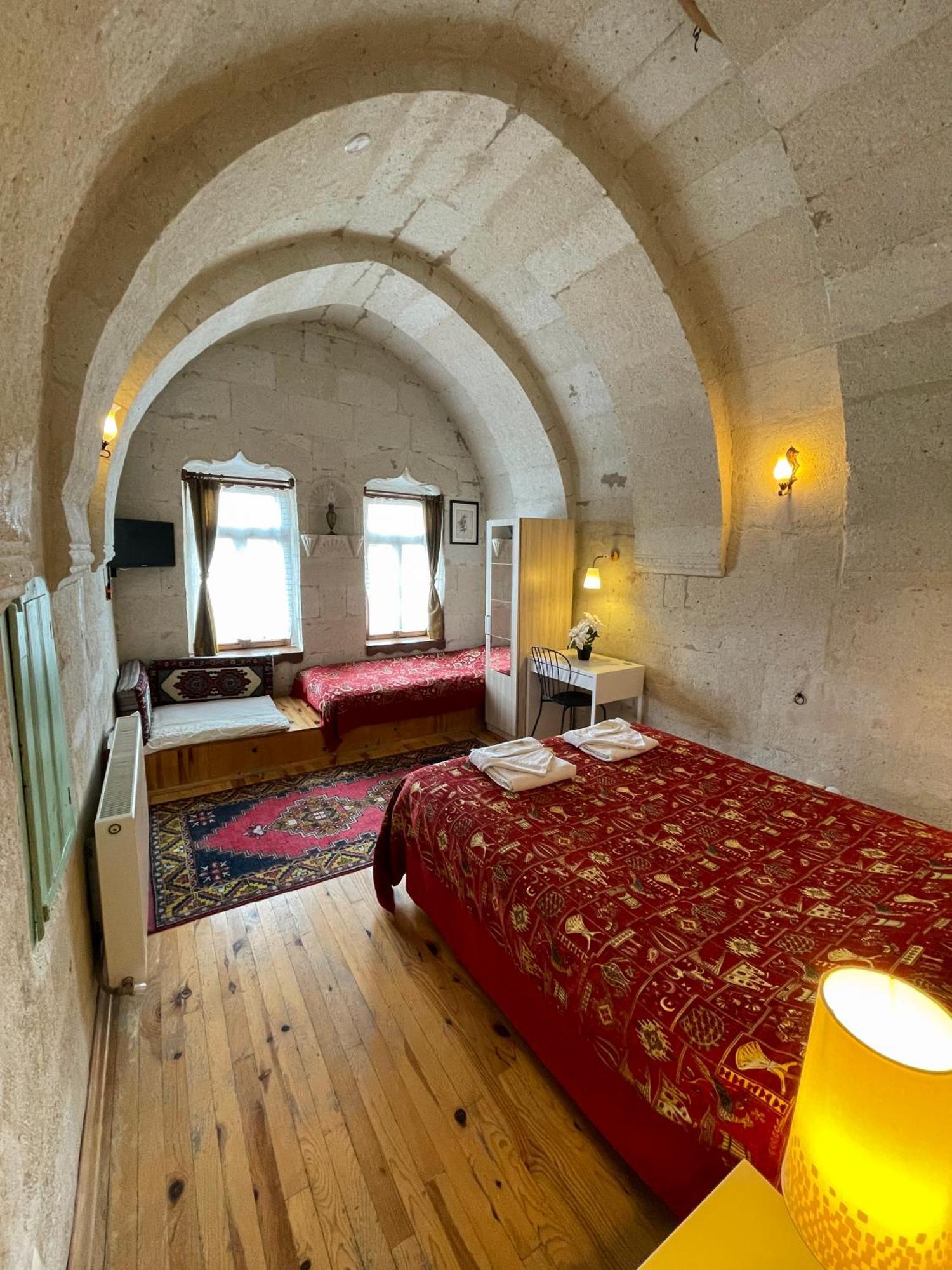 Karadut Cave Hotel Гьореме Екстериор снимка
